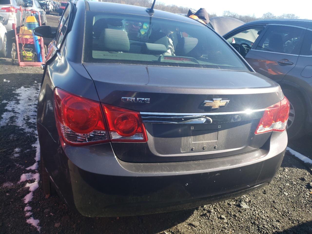 2011 Chevrolet Cruze - Image 6