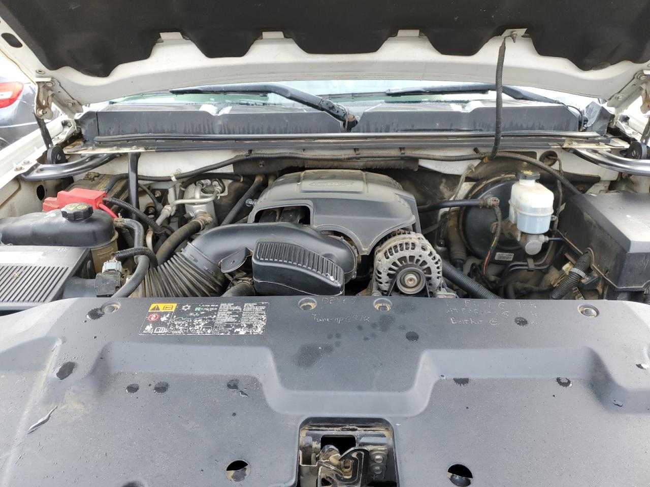 2011 Chevrolet Silverado - Image 11