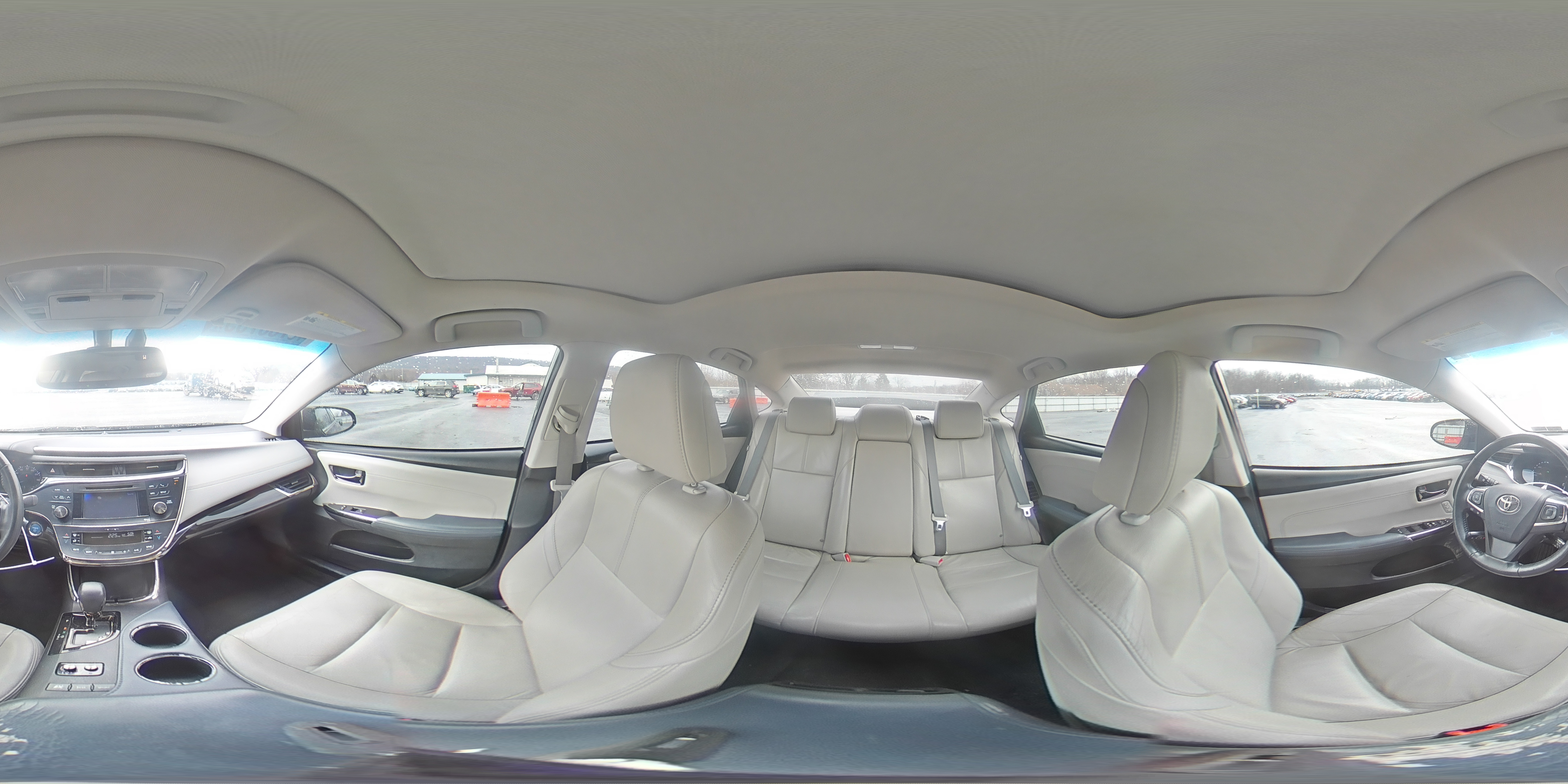 2013 Toyota Avalon - Image 12