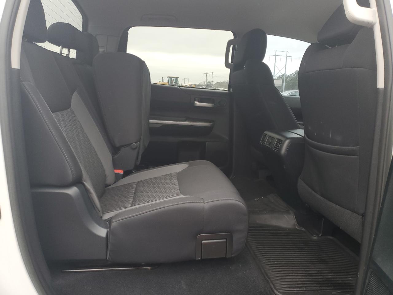 2017 Toyota Tundra - Image 10