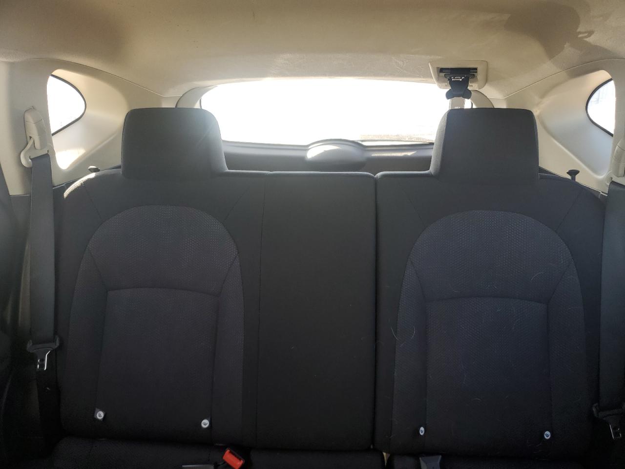 2011 Nissan Rogue - Image 10