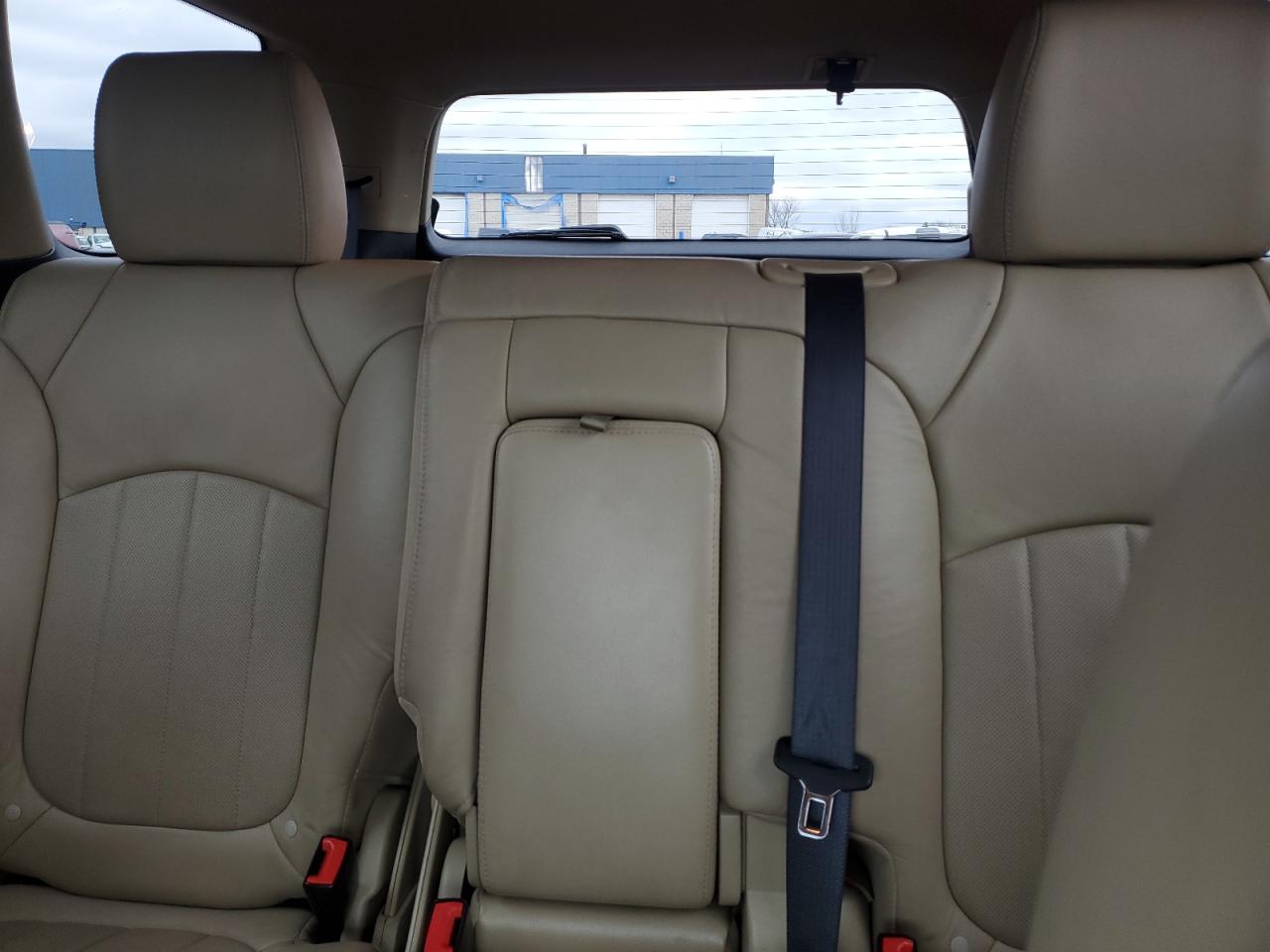 2012 GMC Acadia - Image 10