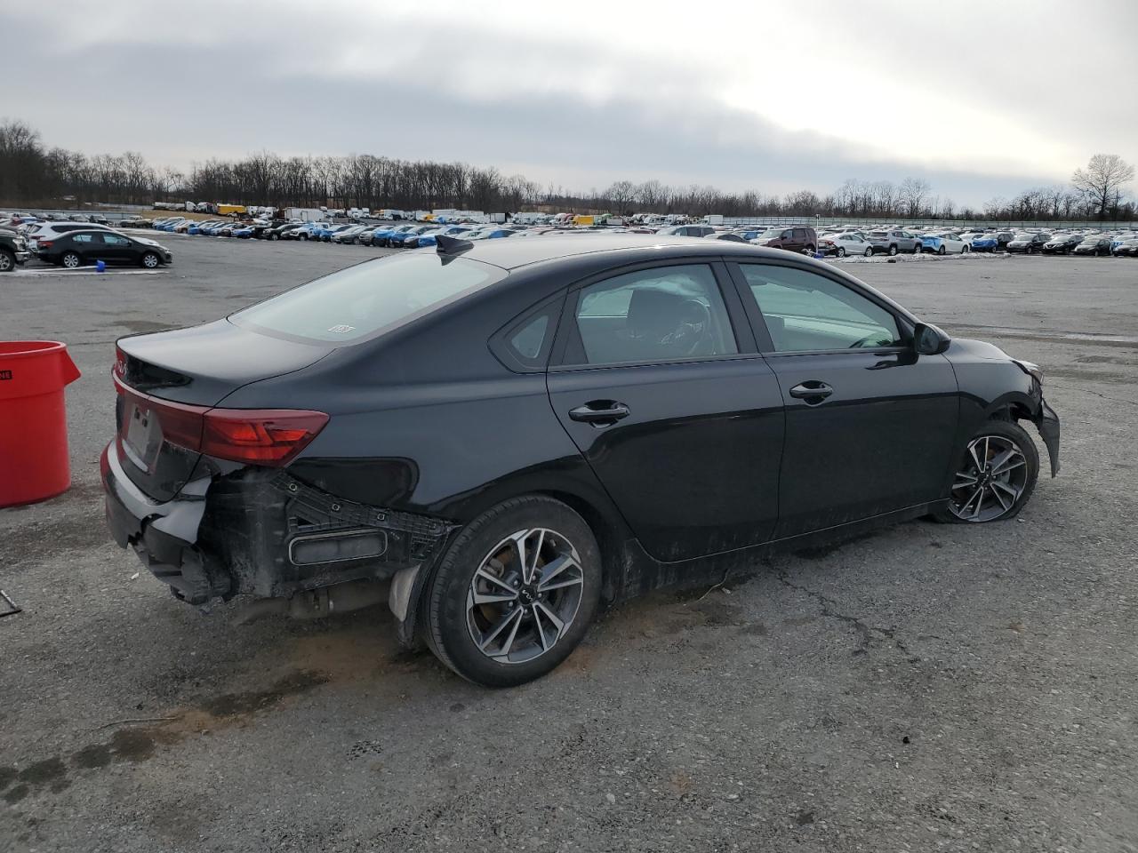 2023 Kia Forte - Image 3