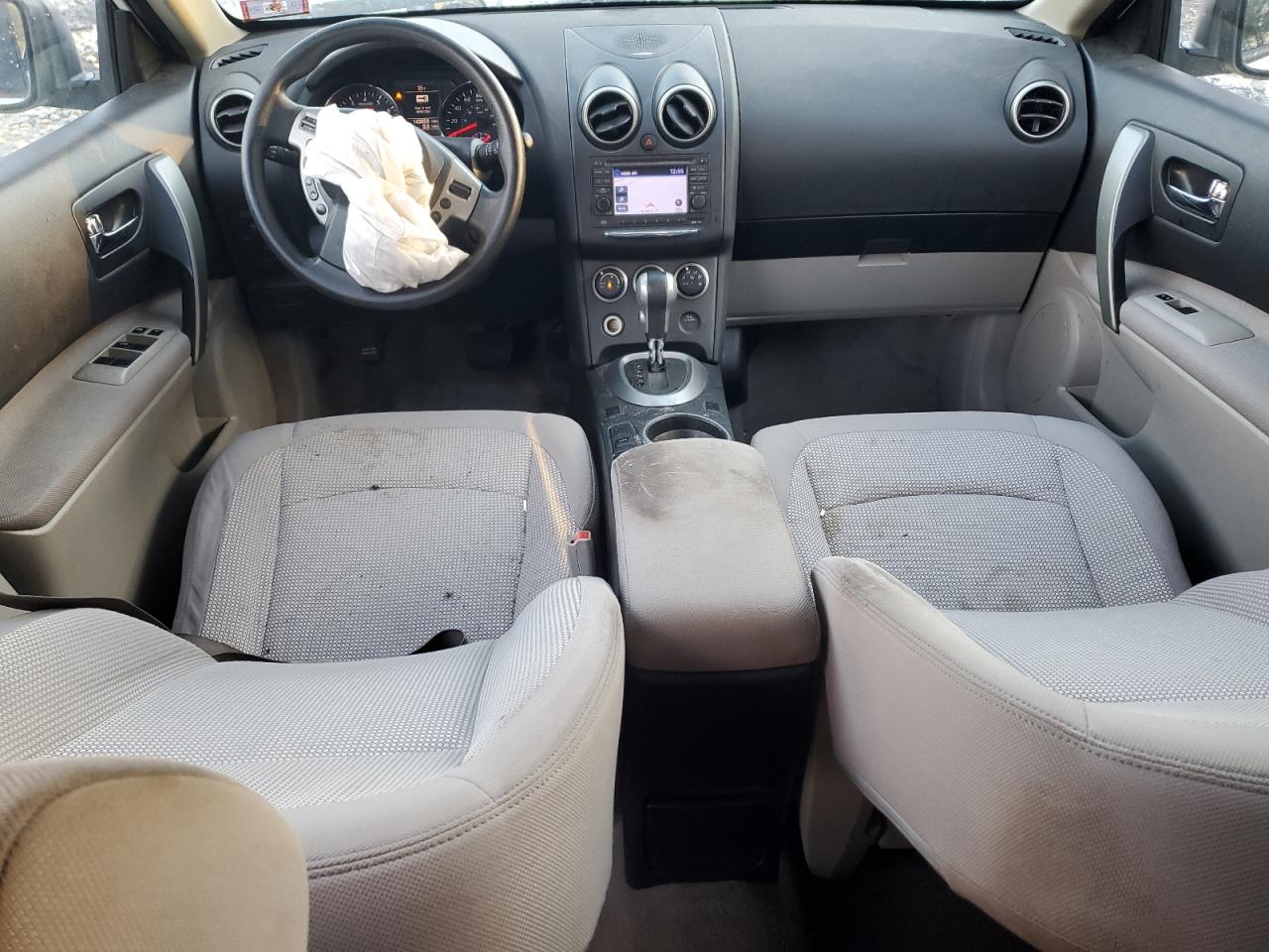 2013 Nissan Rogue - Image 8