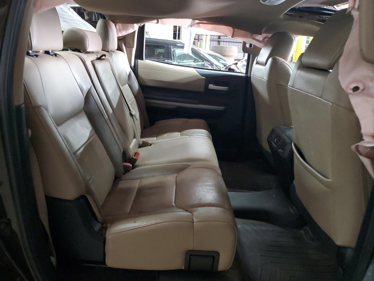 2020 Toyota Tundra - Image 11