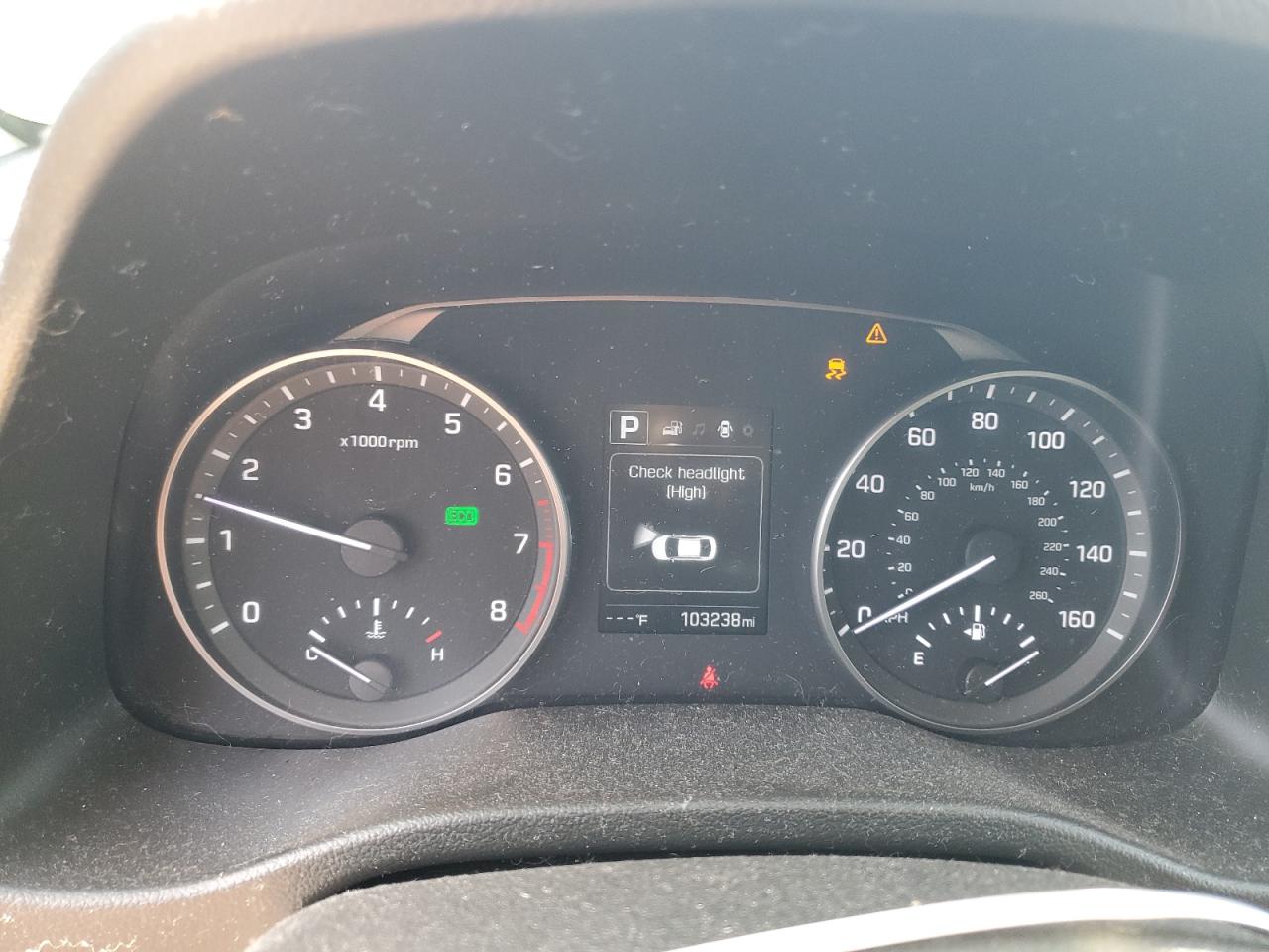 2018 Hyundai Elantra - Image 9