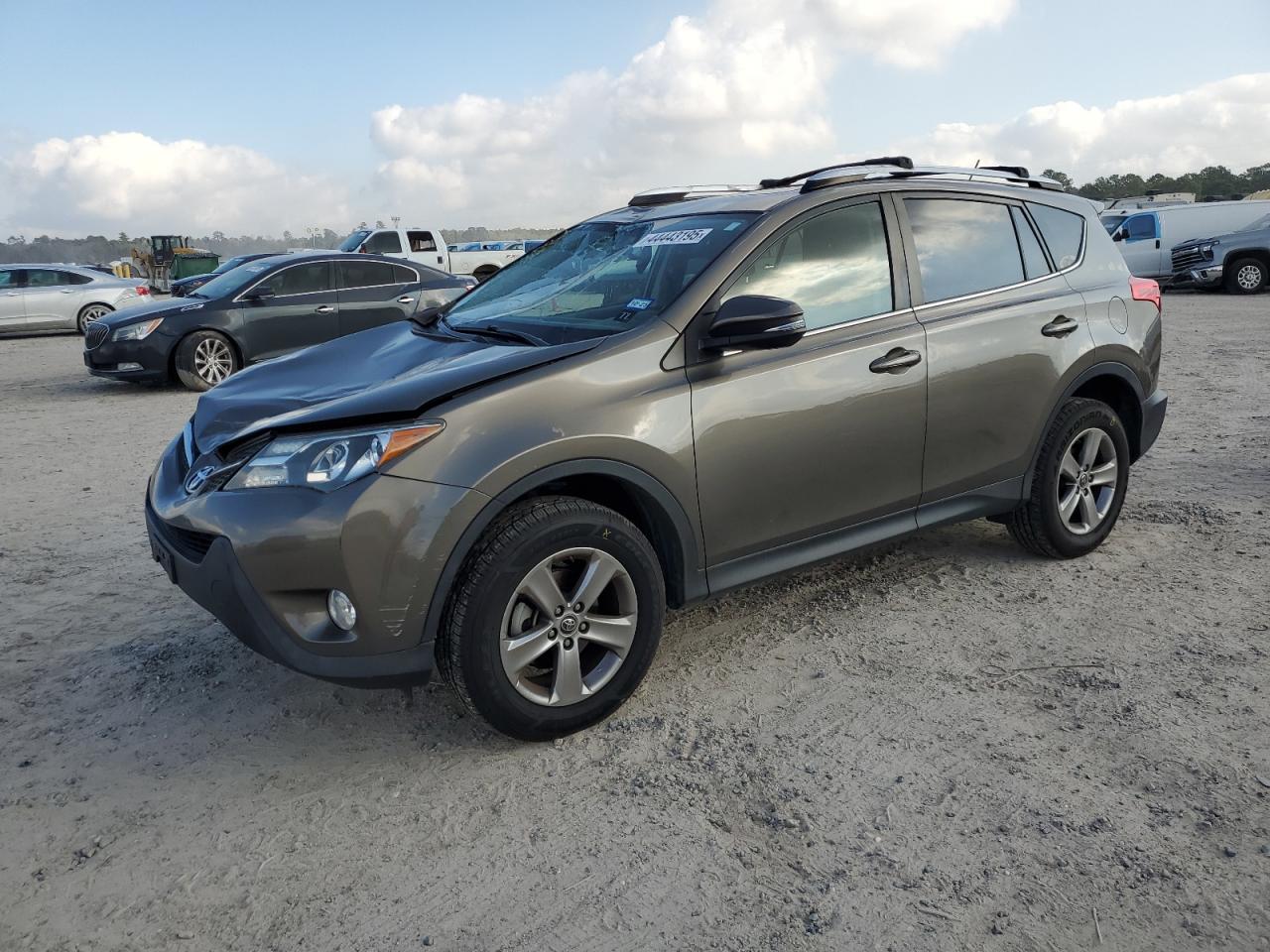2015 Toyota RAV 4 - Image 1