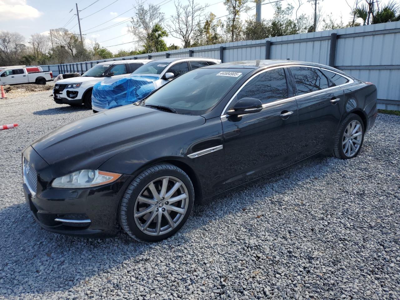2013 Jaguar XJ - Image 1