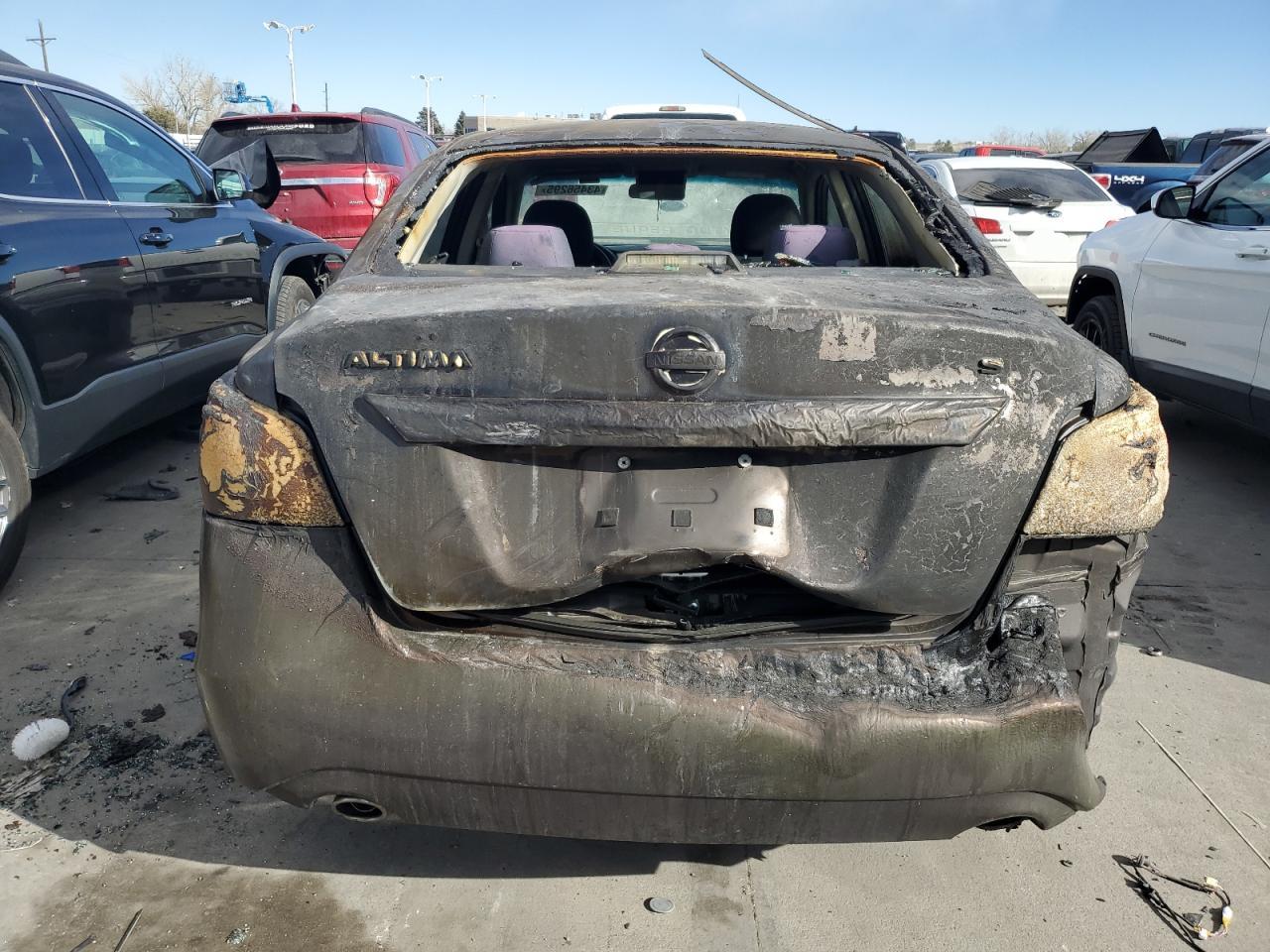 2015 Nissan Altima - Image 6