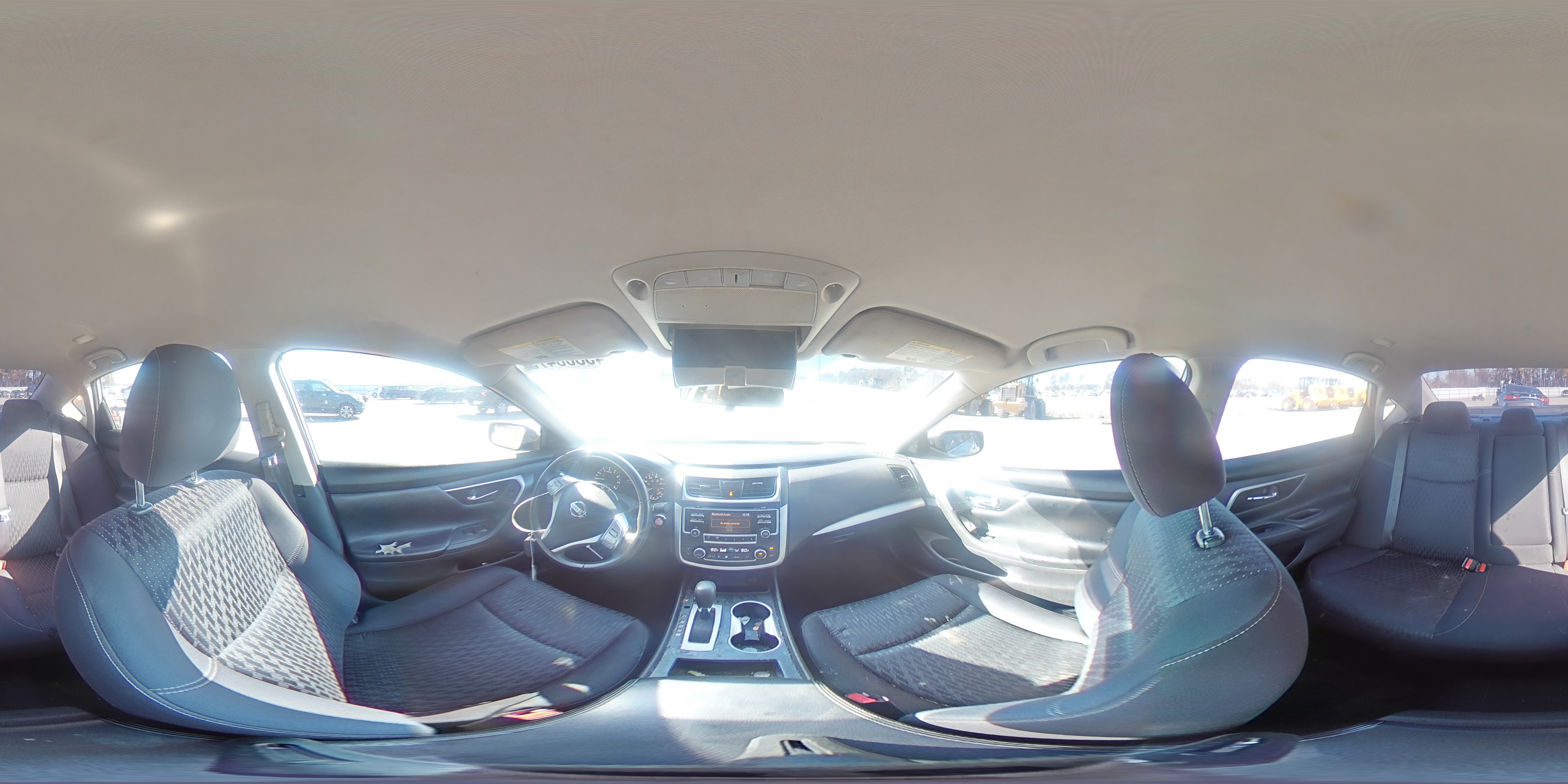 2017 Nissan Altima - Image 13