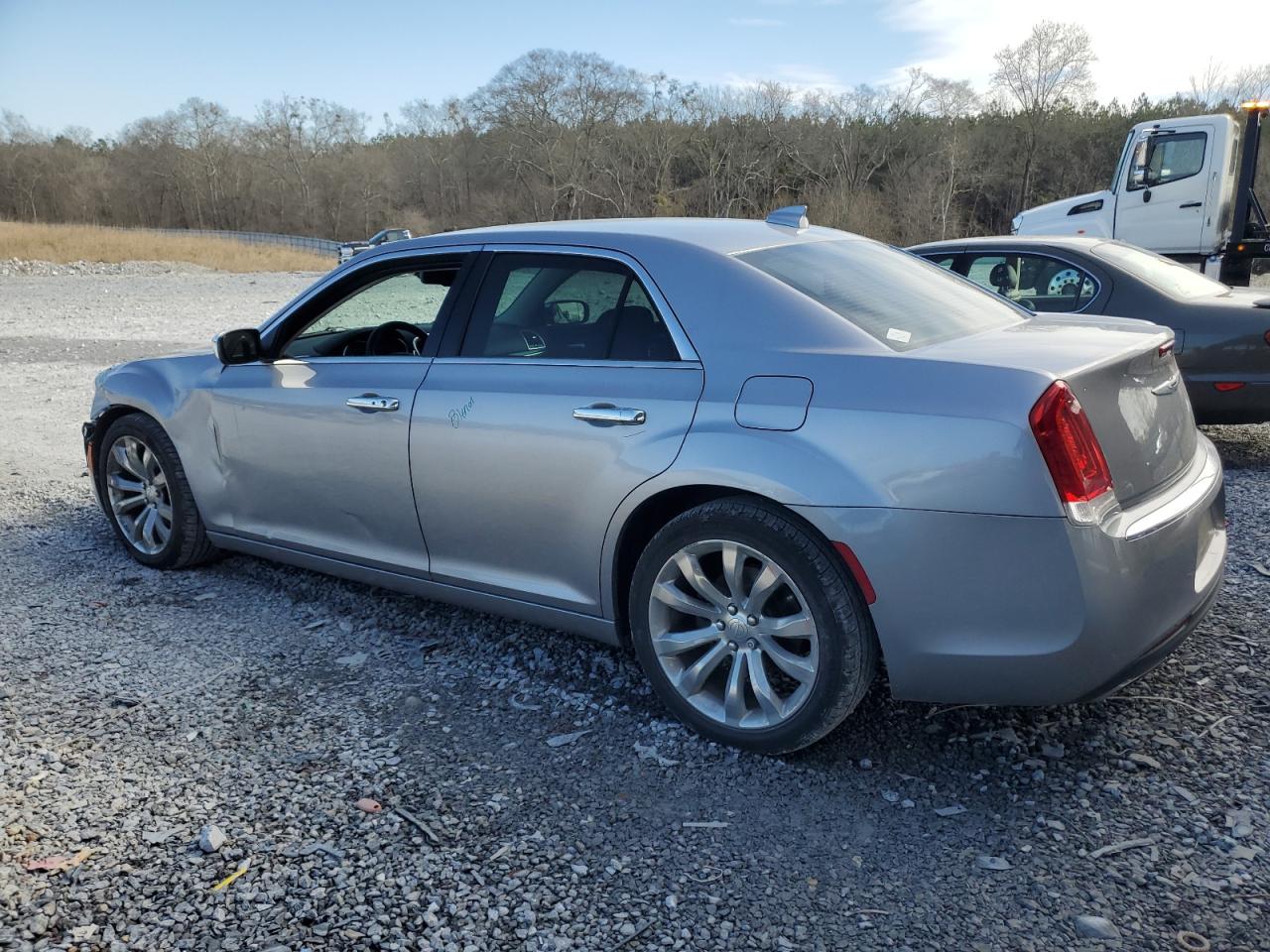 2016 Chrysler 300 - Image 2