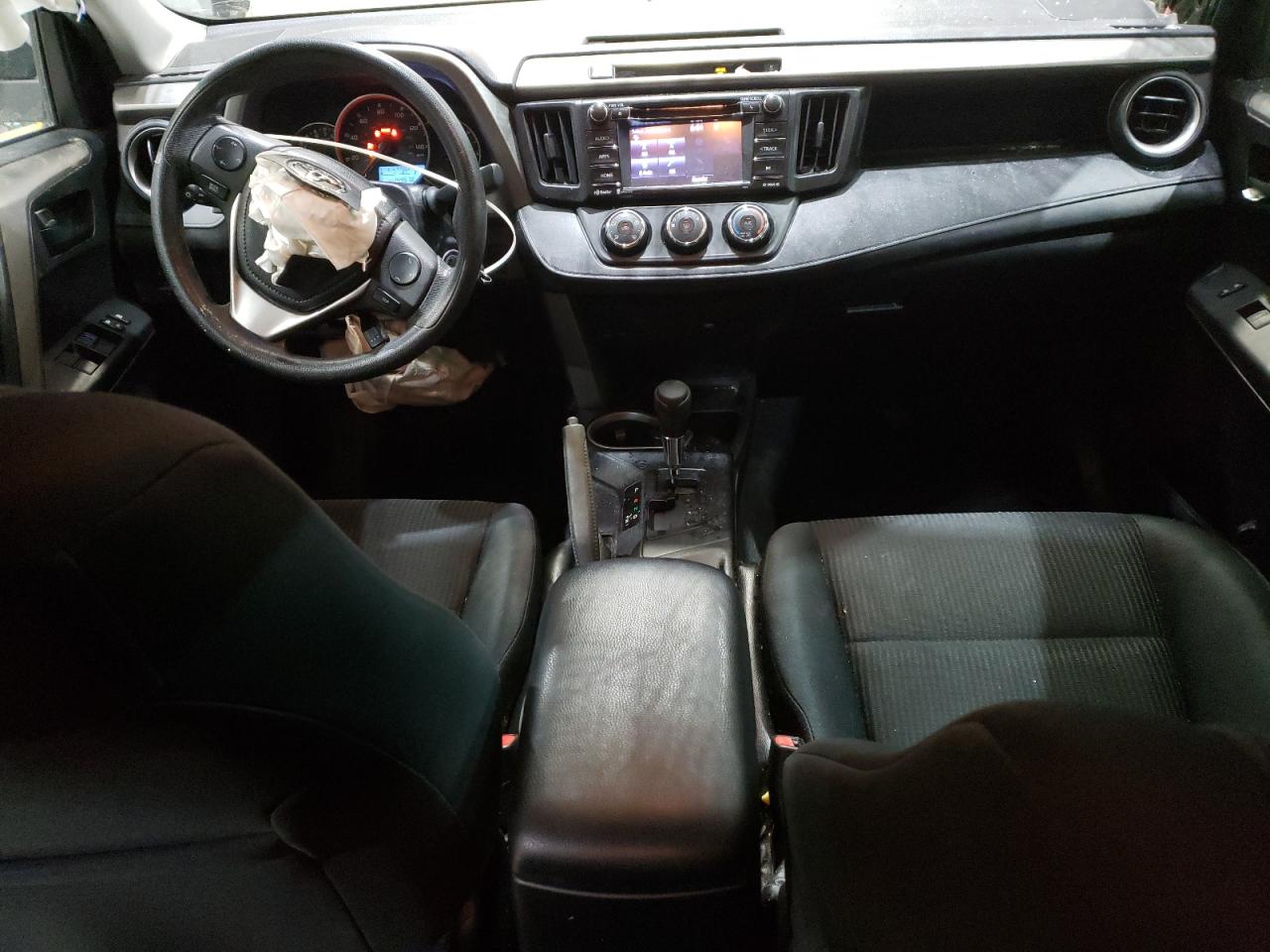 2016 Toyota RAV 4 - Image 8