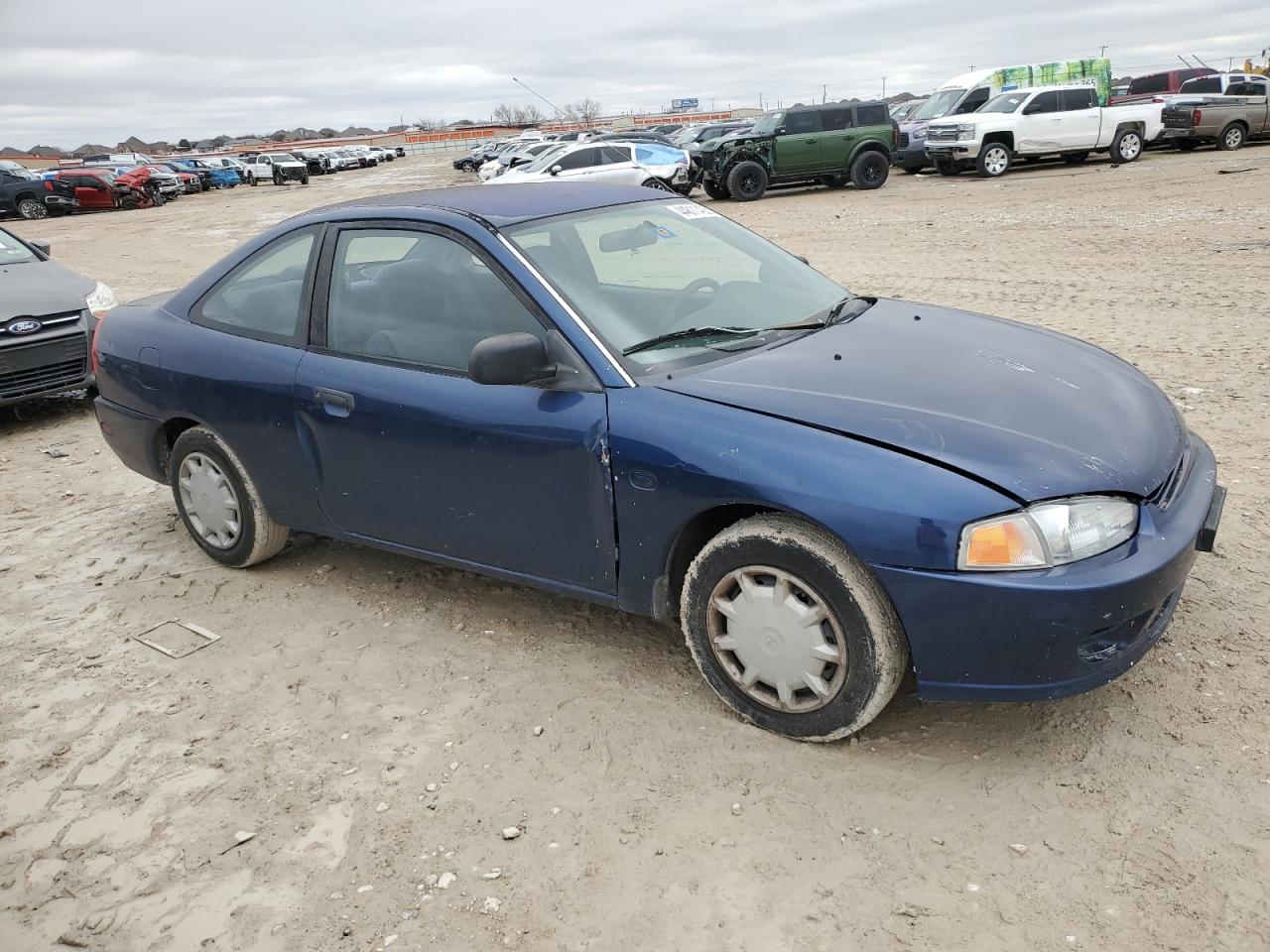 2002 Mitsubishi Mirage - Image 4