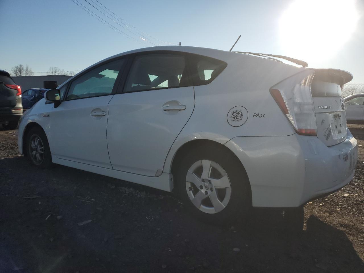 2011 Toyota Prius - Image 2