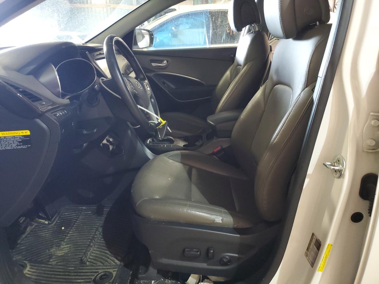 2017 Hyundai Santa Fe - Image 7