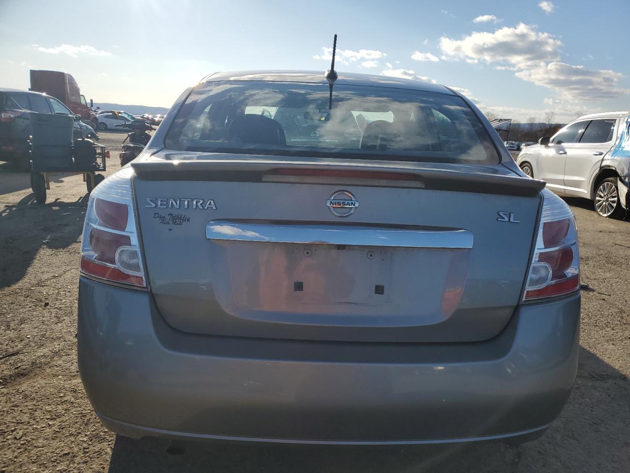 2012 Nissan Sentra - Image 6