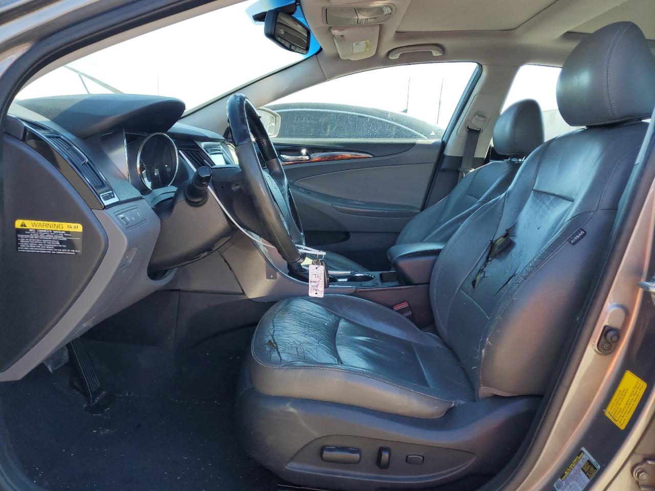 2012 Hyundai Sonata - Image 7
