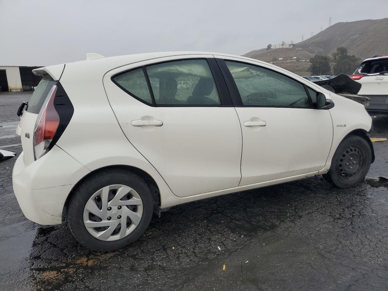2015 Toyota Prius - Image 3
