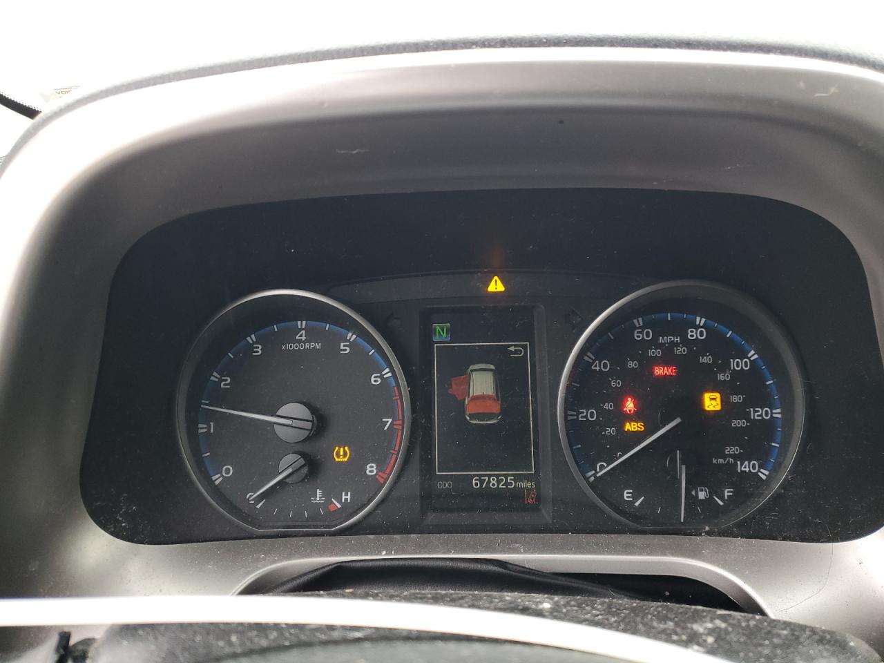 2018 Toyota RAV 4 - Image 9