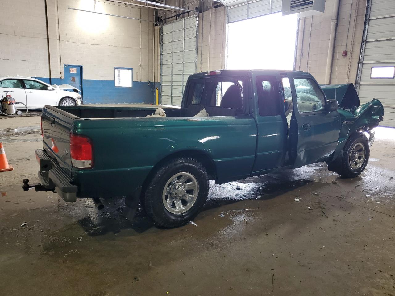 2000 Ford Ranger - Image 3