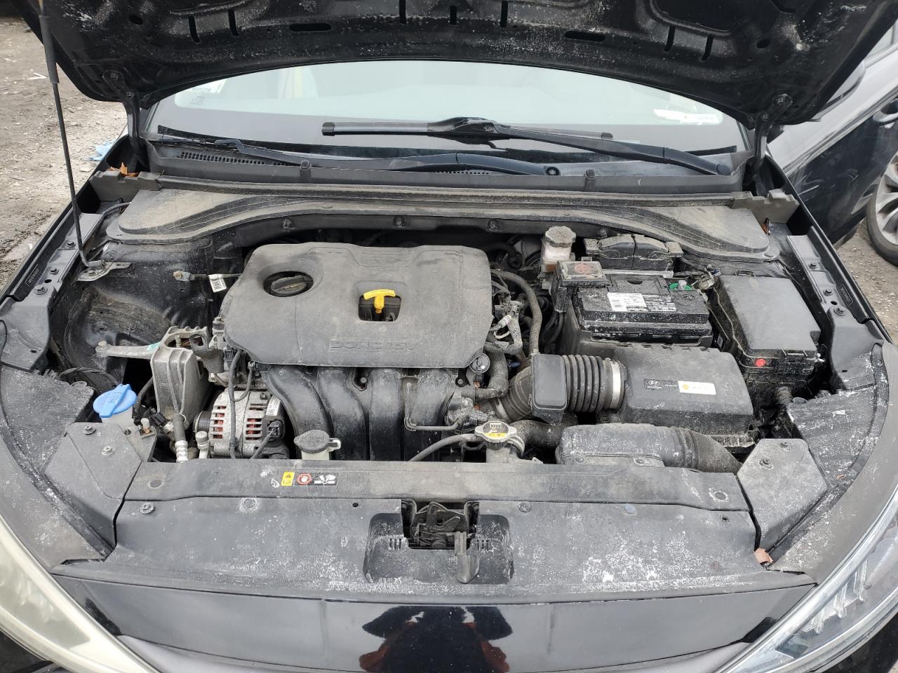 2019 Hyundai Elantra - Image 11