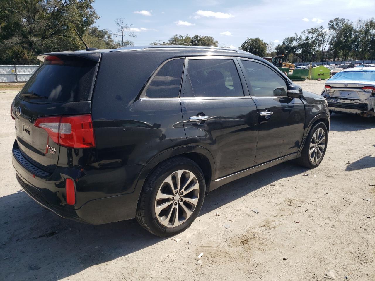2014 Kia Sorento - Image 3