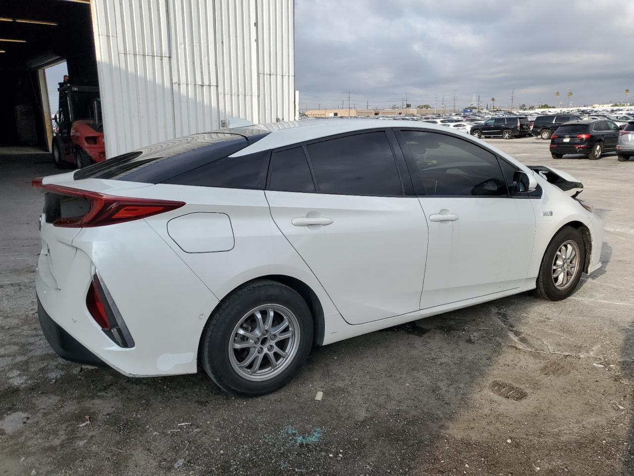 2017 Toyota Prius - Image 3