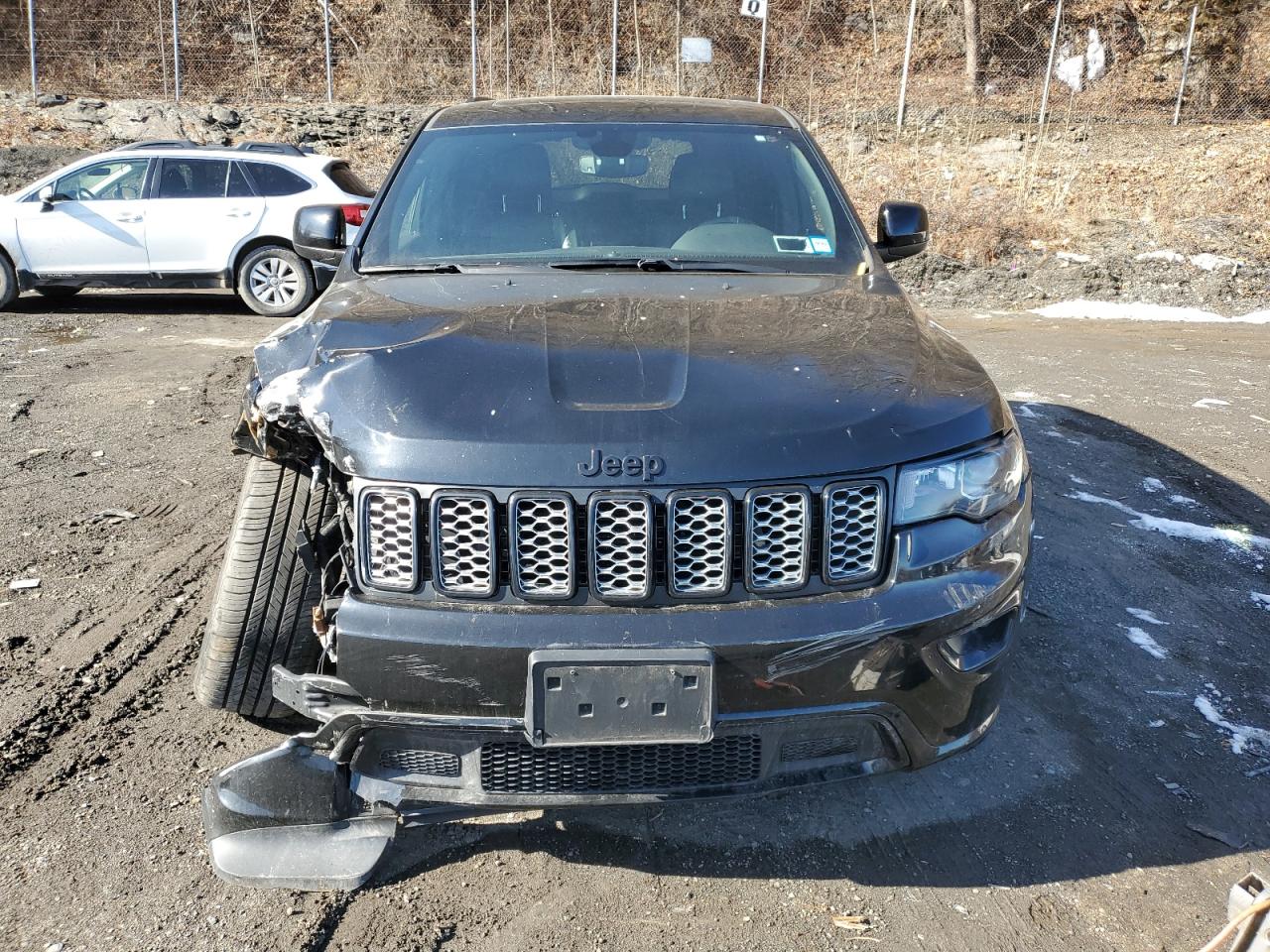 2019 Jeep Grand Cherokee - Image 5