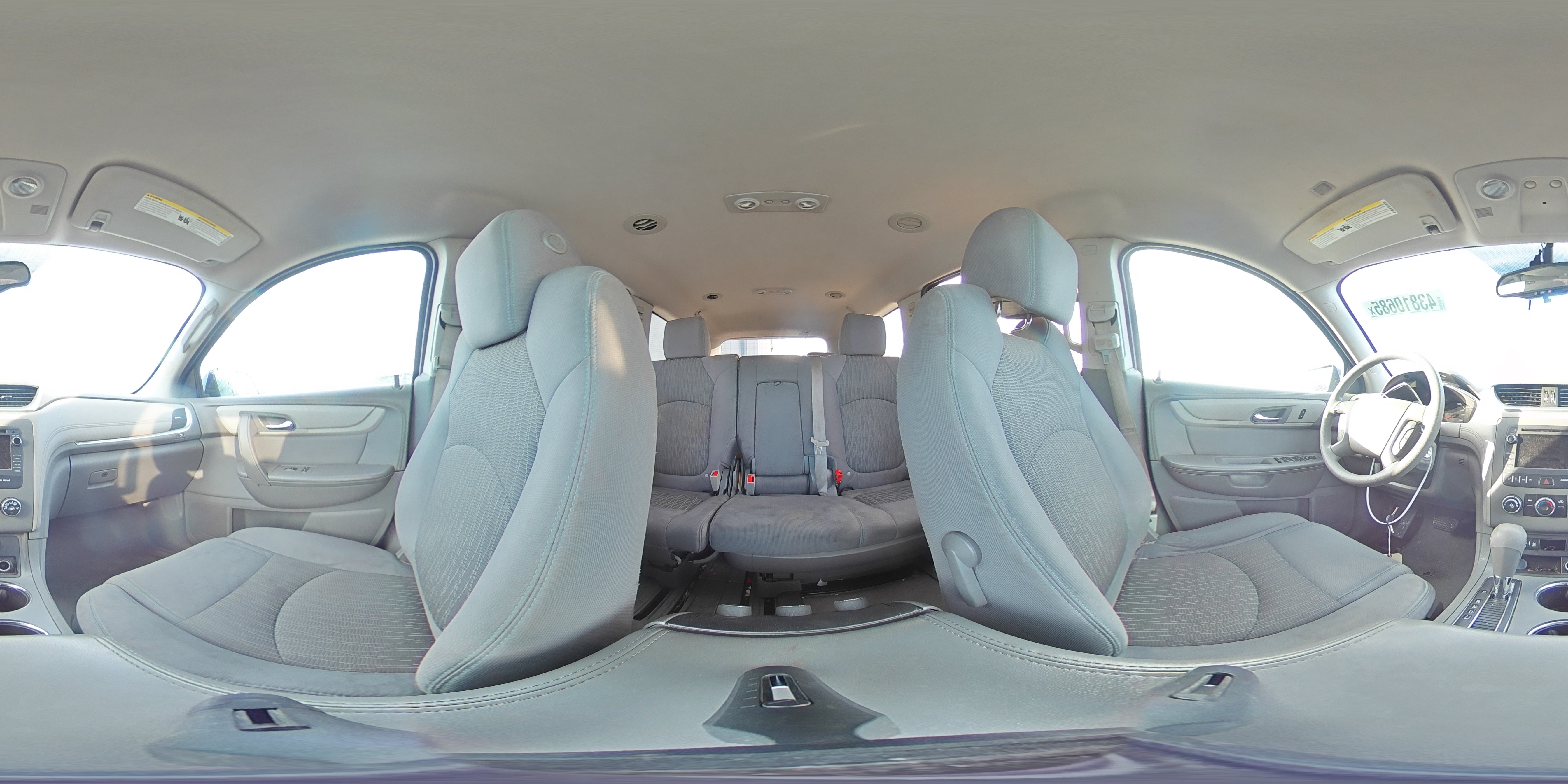 2014 Chevrolet Traverse - Image 14