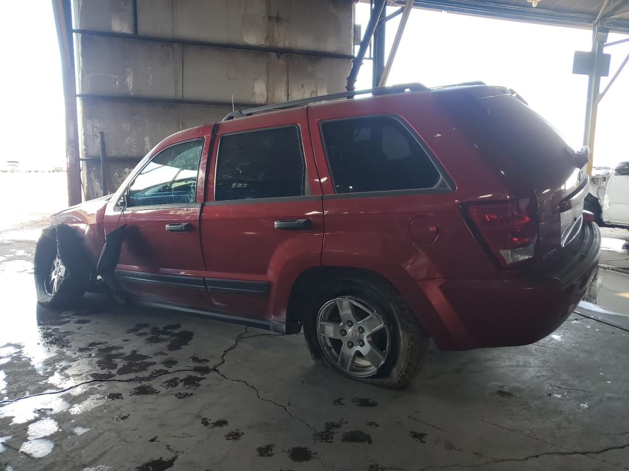 2006 Jeep Grand Cherokee - Image 2