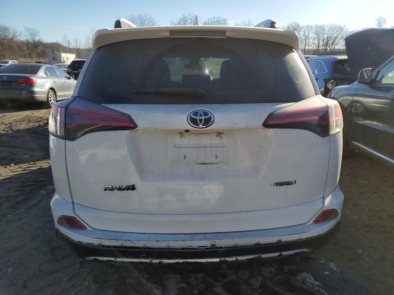 2018 Toyota RAV 4 - Image 6