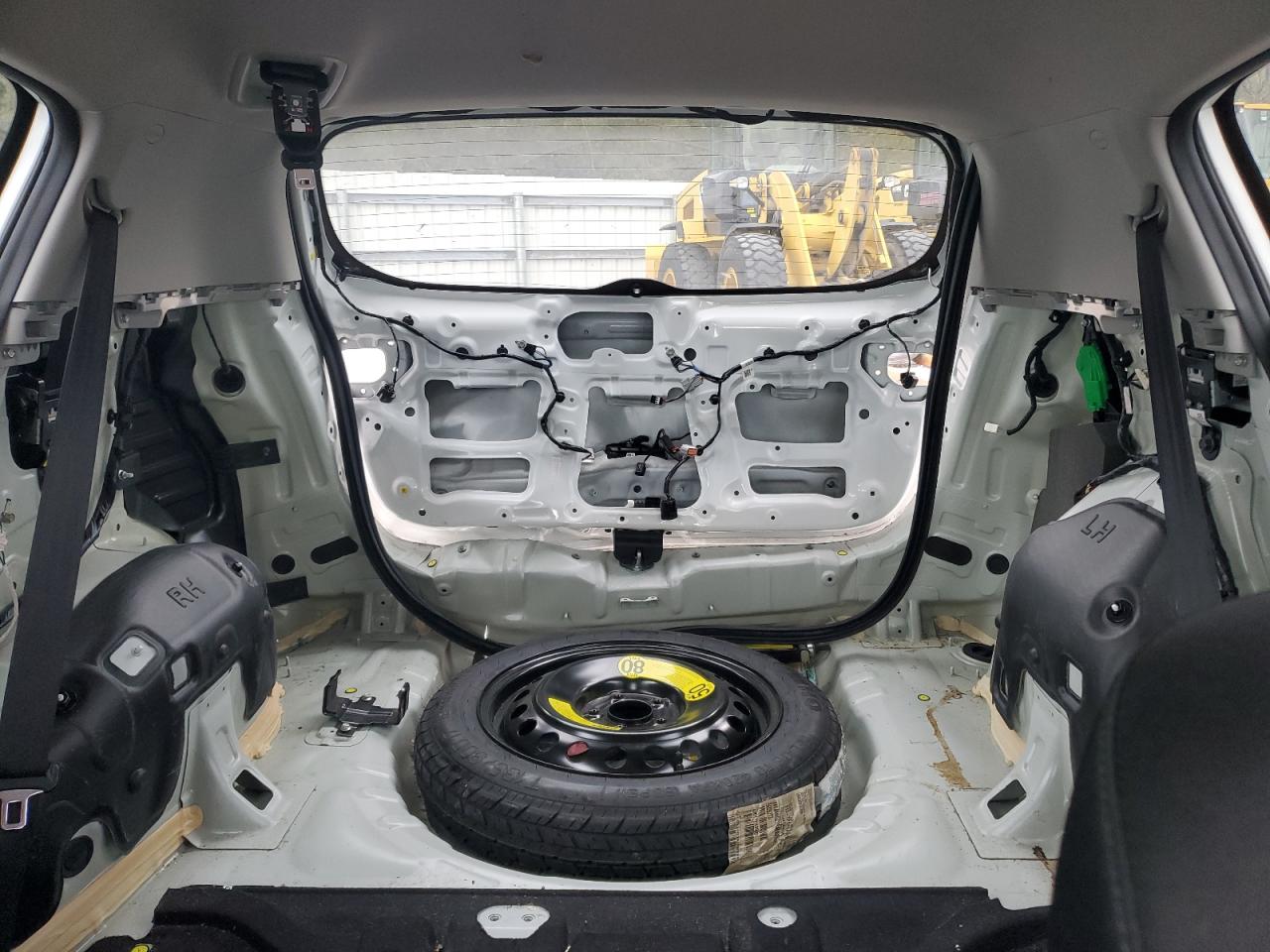 2021 Kia Sportage - Image 10