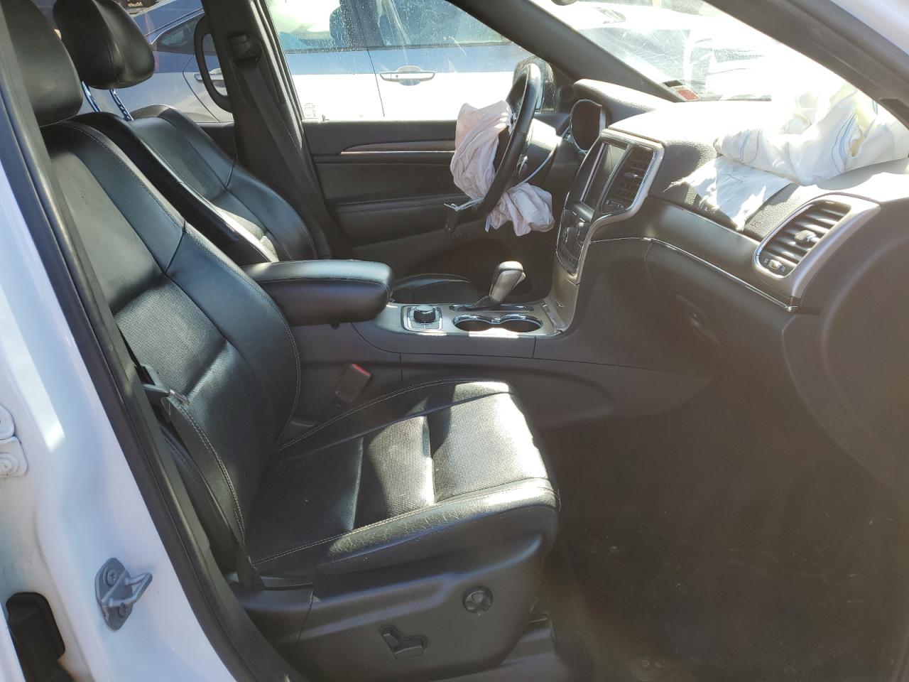 2017 Jeep Grand Cherokee - Image 7