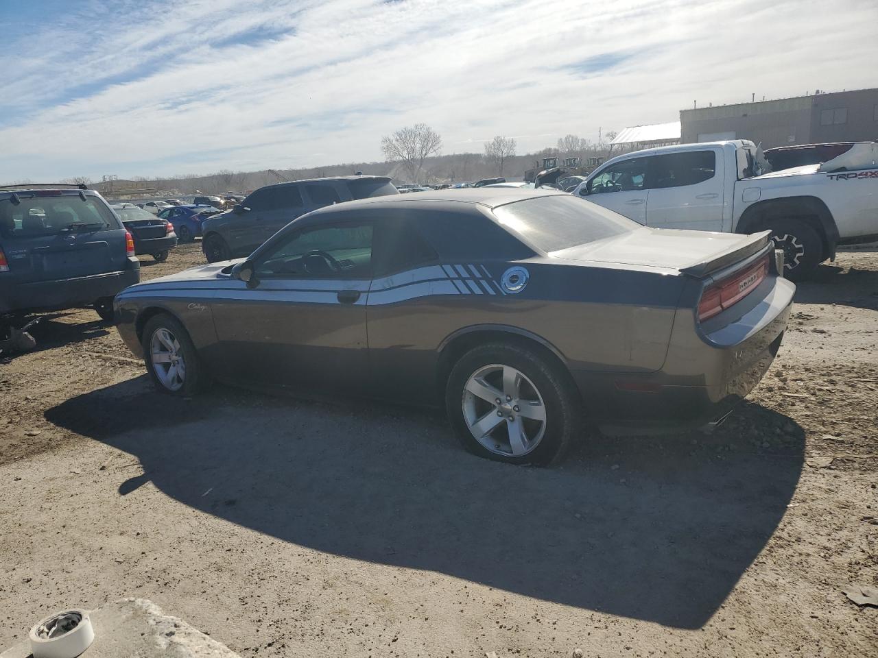 2014 Dodge Challenger - Image 2