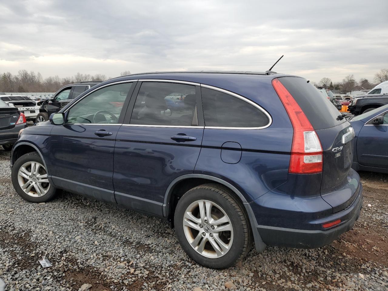 2011 Honda CR-V - Image 2