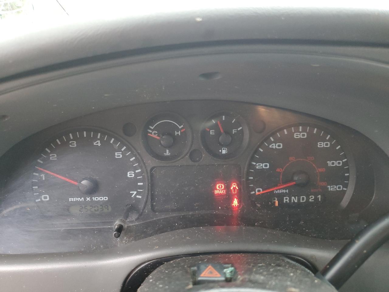 2004 Ford Ranger - Image 9