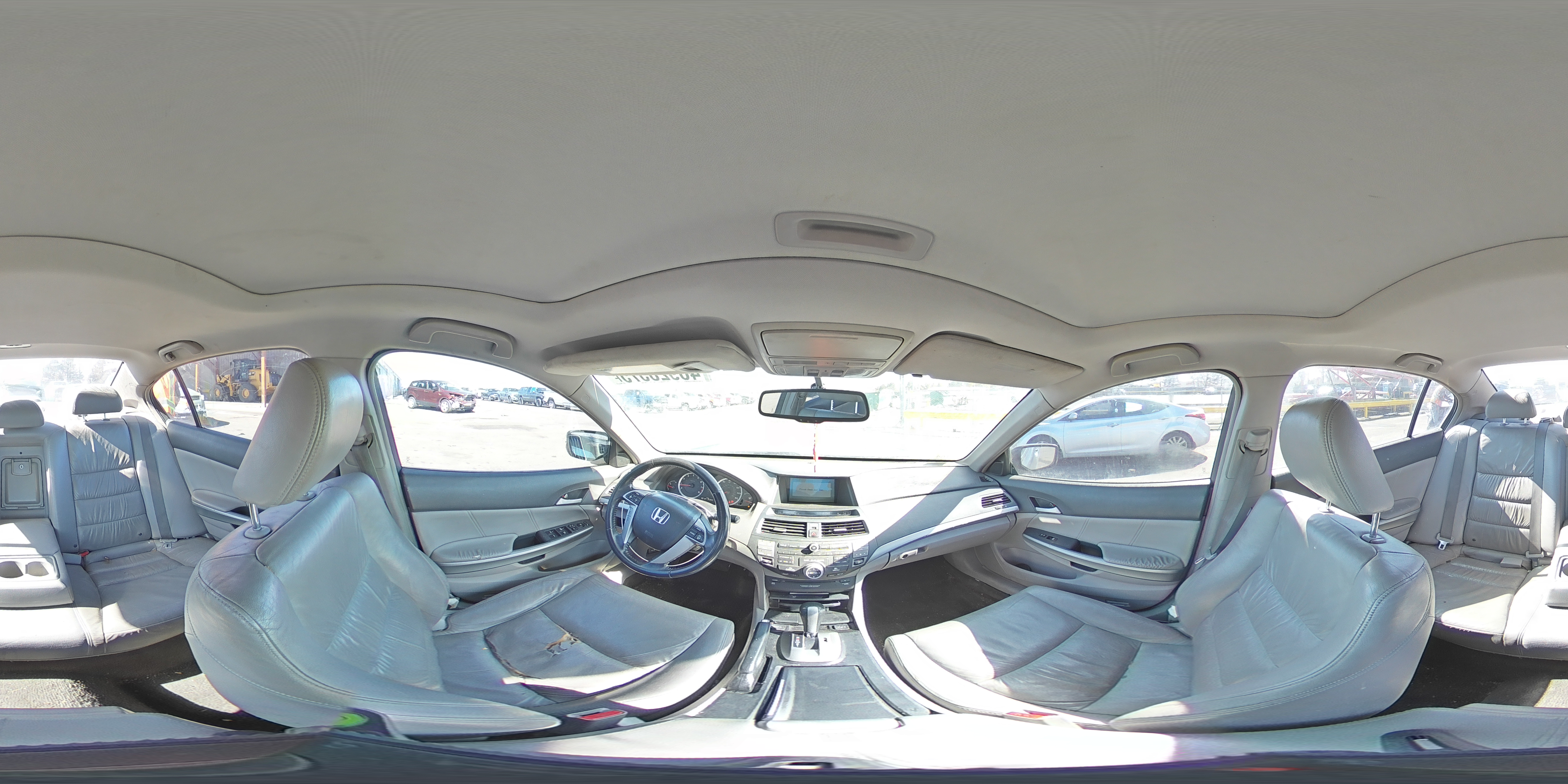 2009 Honda Accord - Image 12