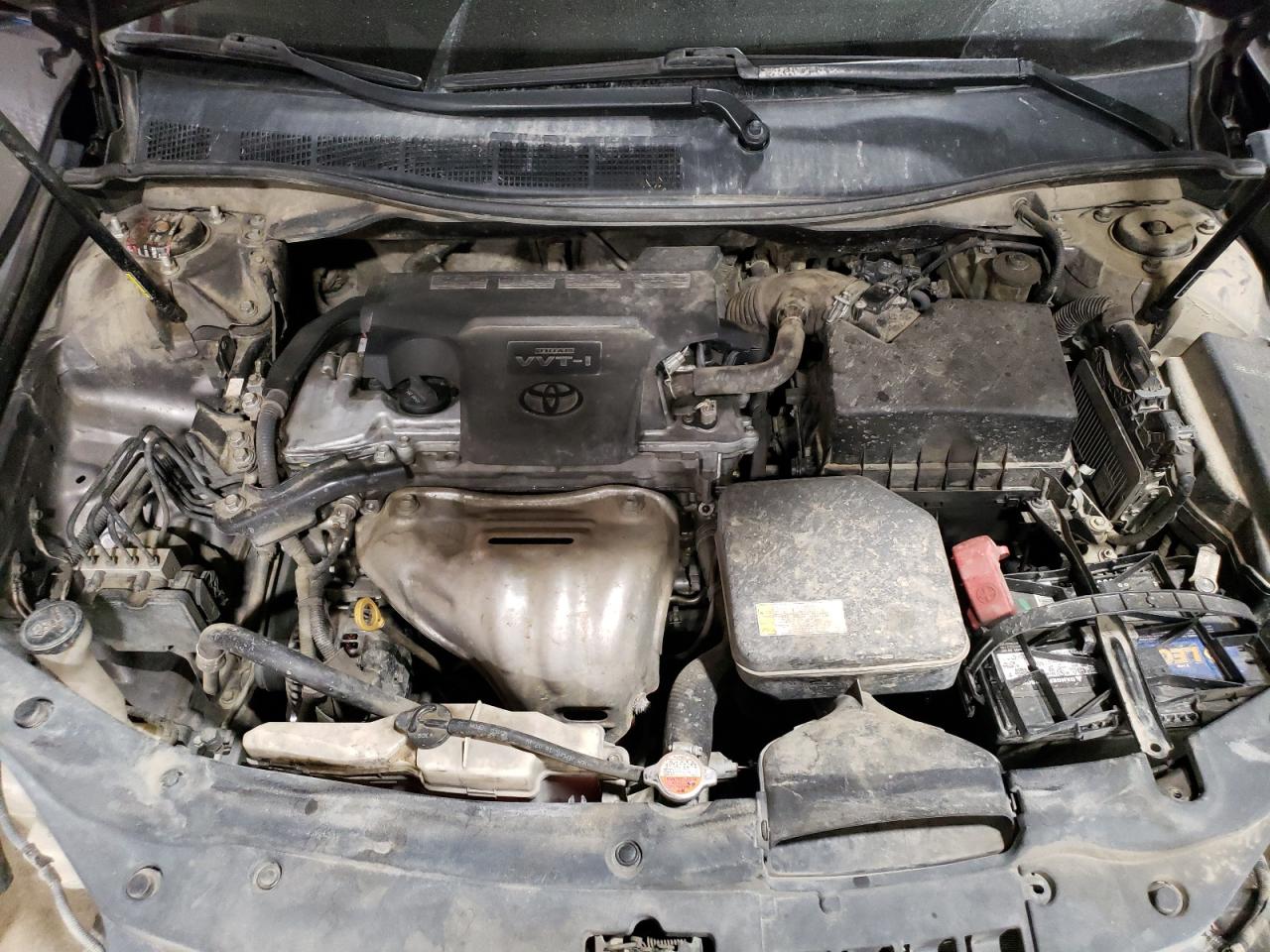 2016 Toyota Camry - Image 12