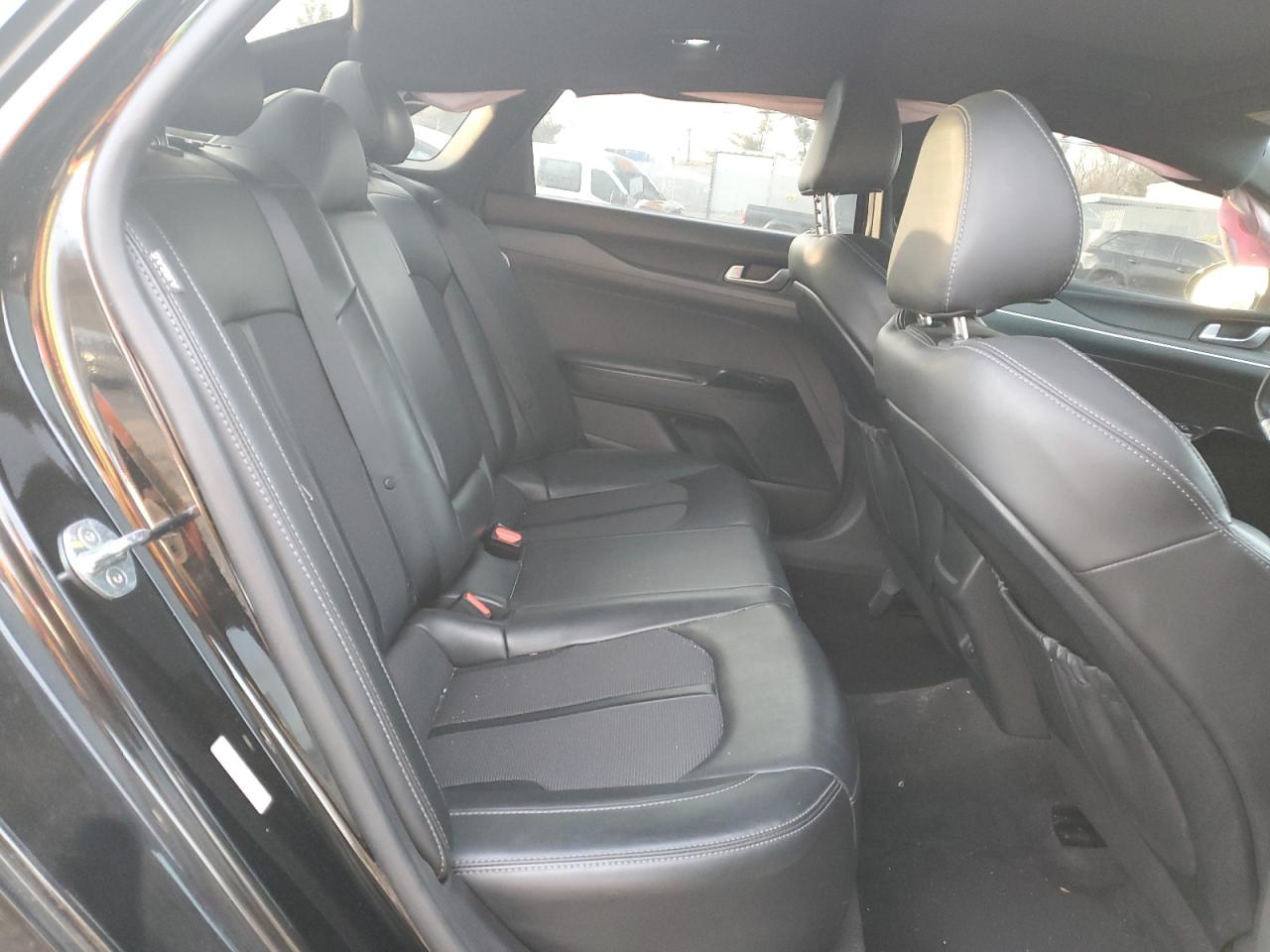 2021 Kia K5 - Image 10