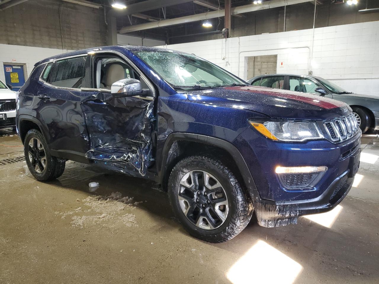 2018 Jeep Compass - Image 4