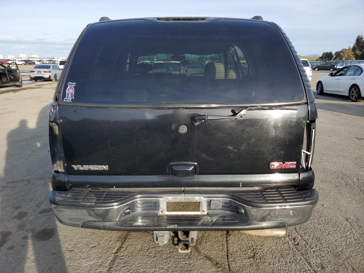 2004 GMC Yukon - Image 6