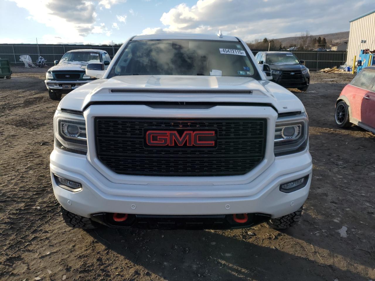 2017 GMC Sierra - Image 5