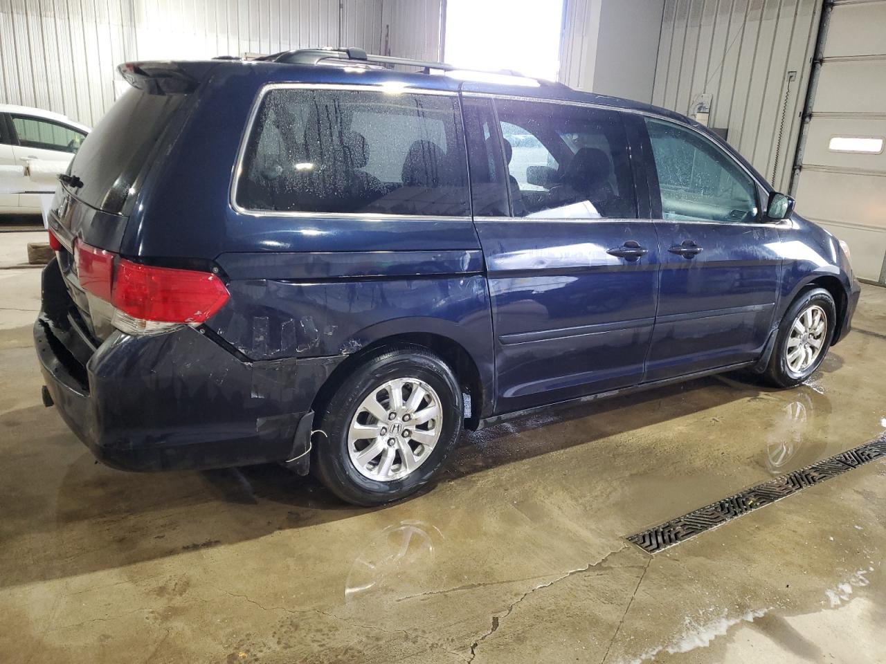 2008 Honda Odyssey - Image 3