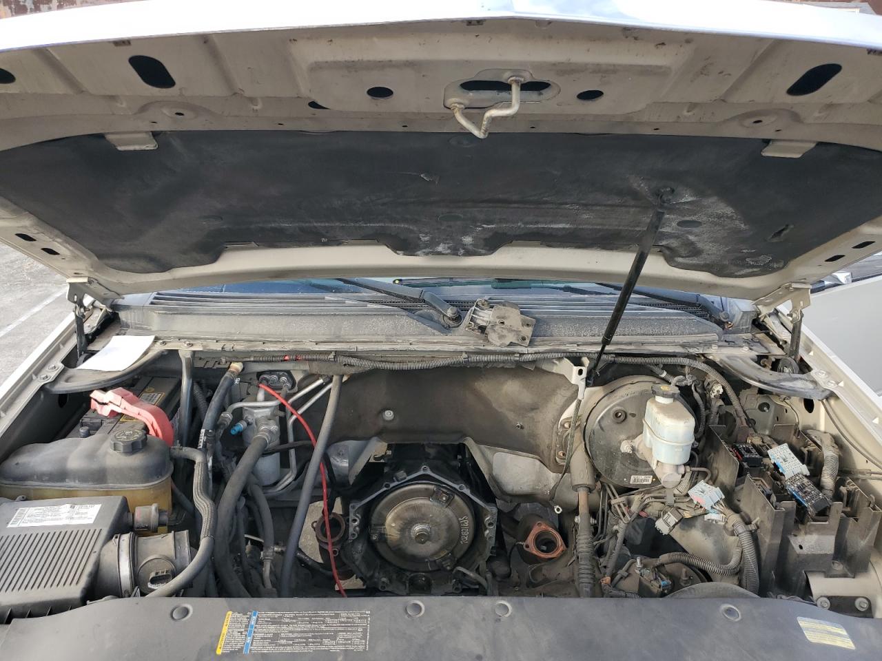 2008 Cadillac Escalade - Image 12