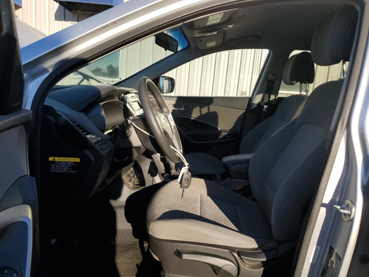 2015 Hyundai Santa Fe - Image 7