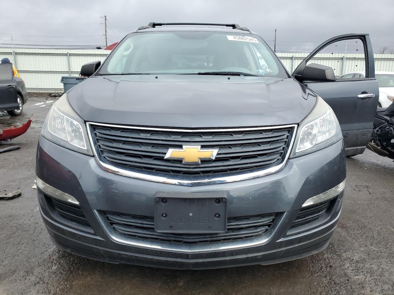 2014 Chevrolet Traverse - Image 5