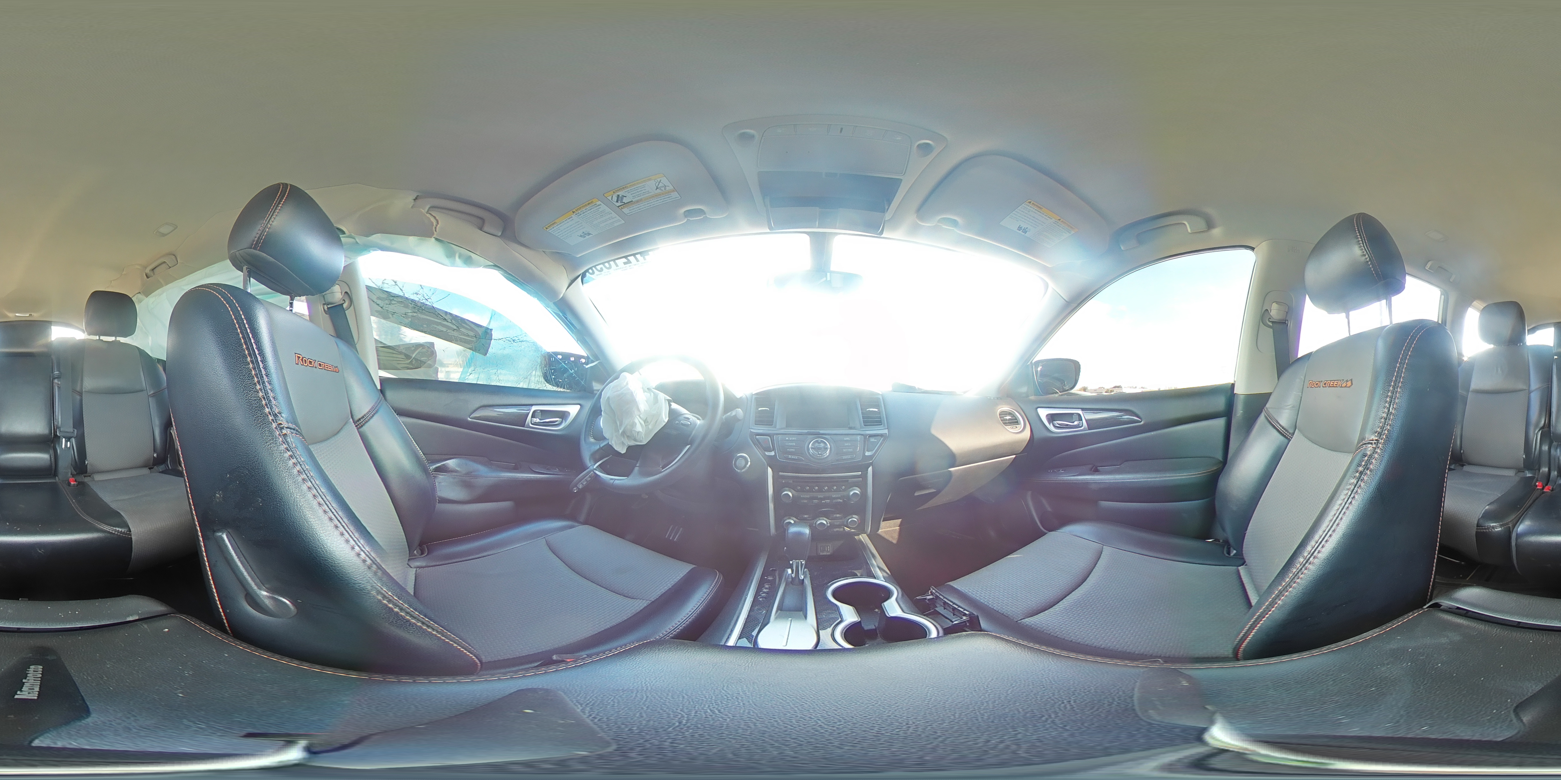 2019 Nissan Pathfinder - Image 14