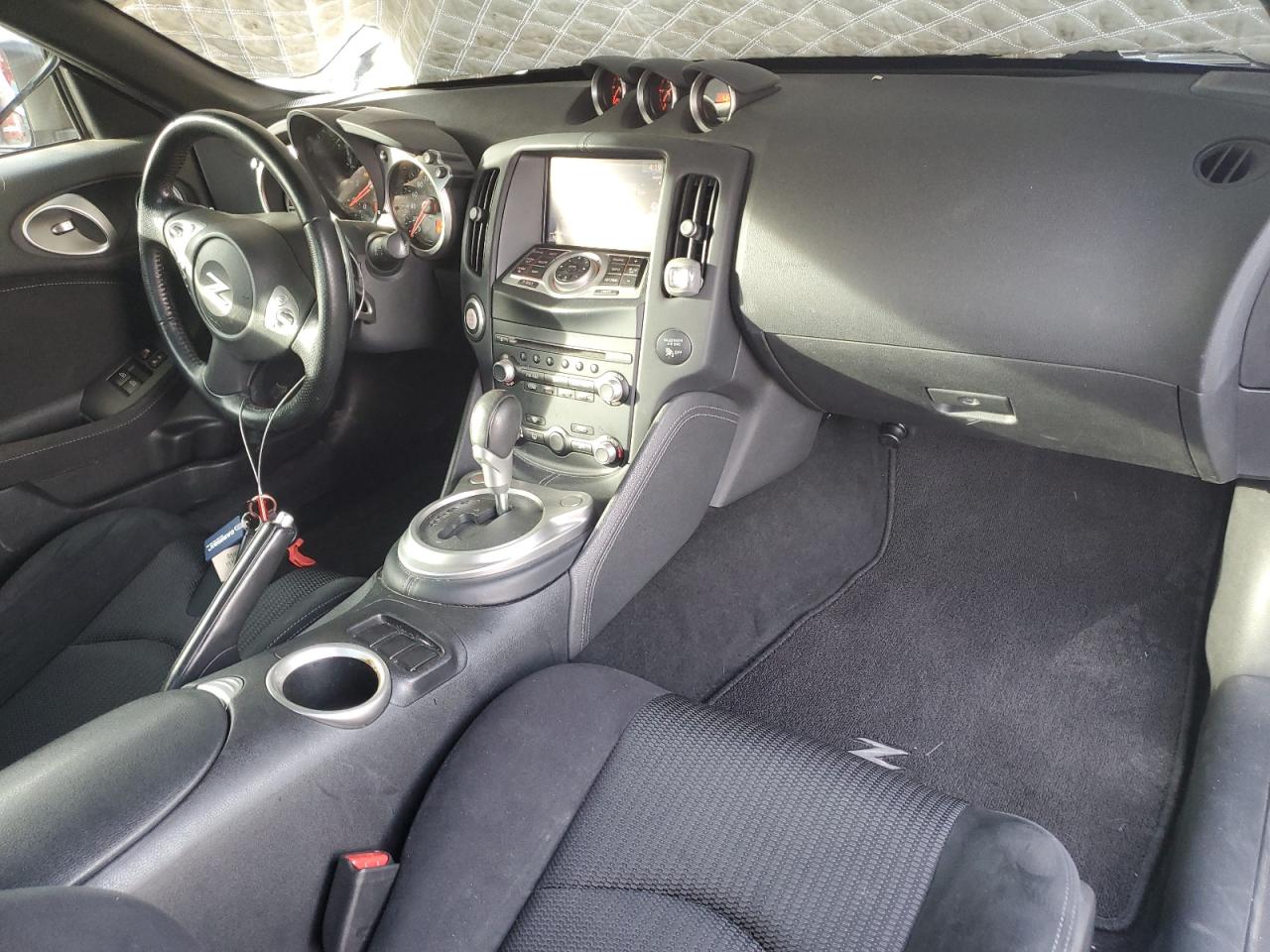 2017 Nissan 370Z - Image 8