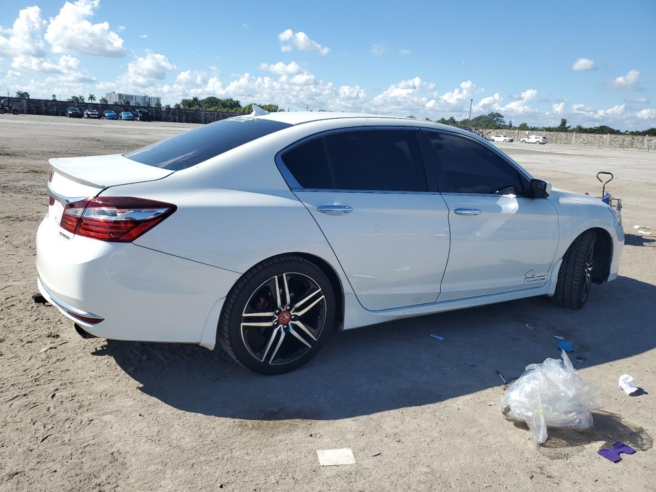 2017 Honda Accord - Image 3