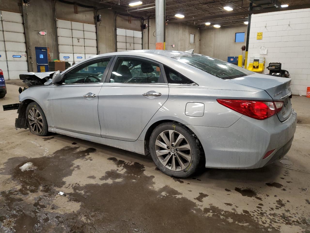 2014 Hyundai Sonata - Image 2